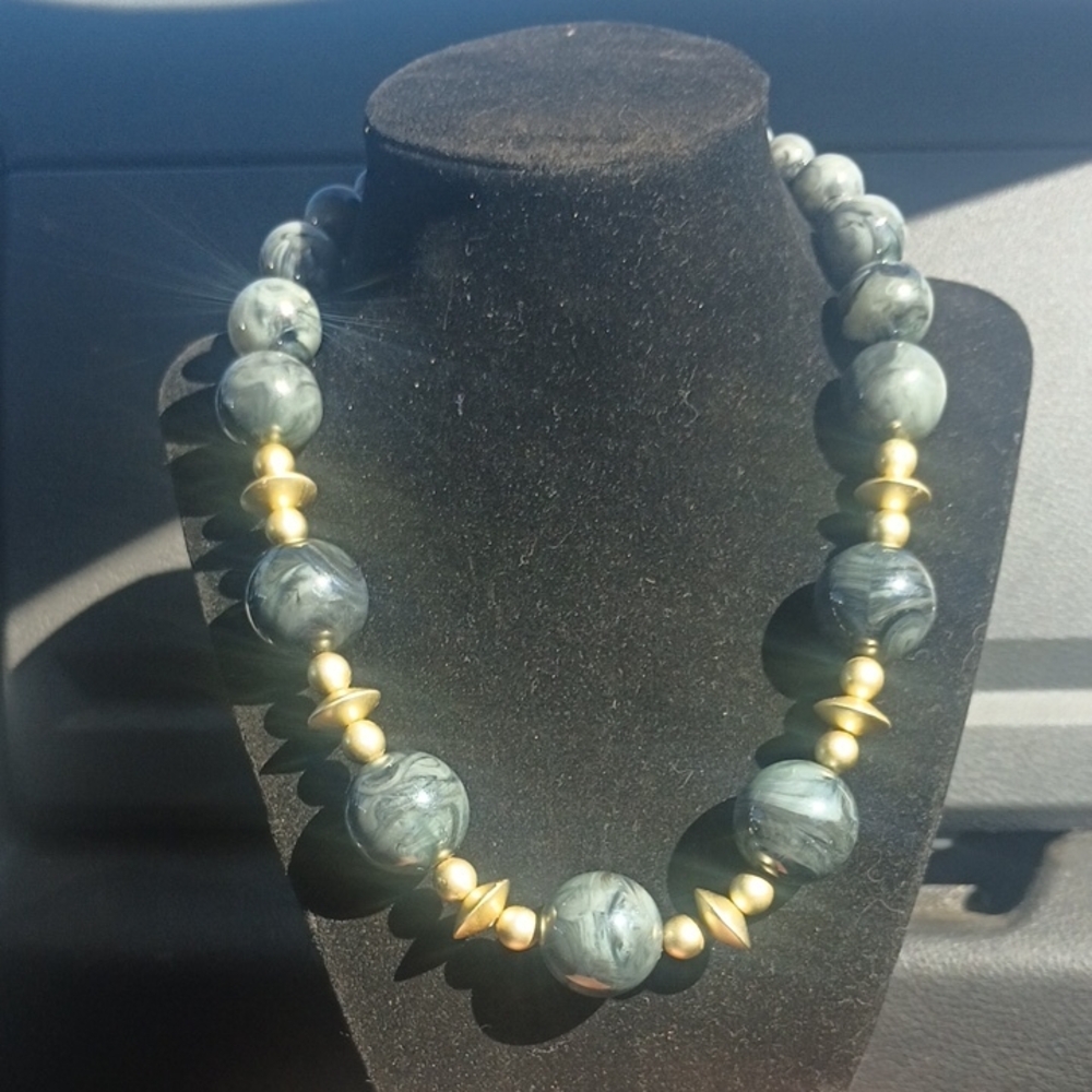Vintage Acrylic Bead Choker